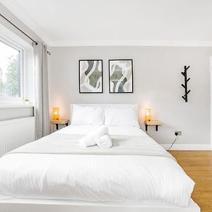 Double Room Private Bathroom
